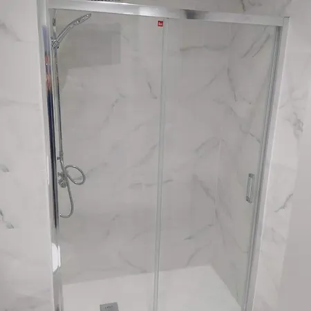 Carihuela Nucleo Cristal 2 Torremolinos